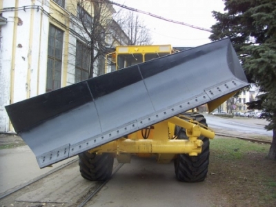 62235