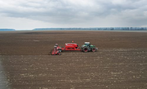 Сеялка зерновая пневматическая AMKODOR «VERAS-12000MT»