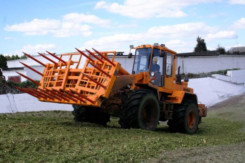 Погрузчики универсальные АМКОДОР 352С-02 — изображение 4